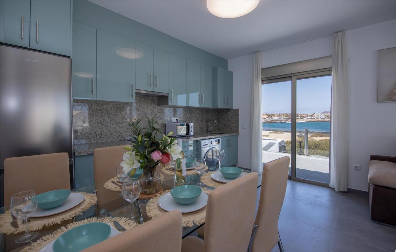 Apartment Holiday 5 Beachfront Corralejo By Holidays Home Екстериор снимка